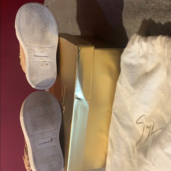 giuseppe-zanotti - Picture 12 of 12